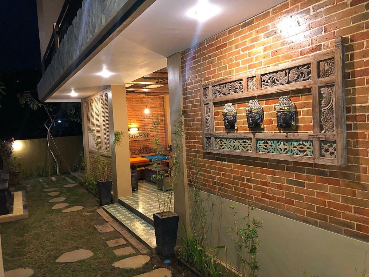 Bukawa Lodge Jimbaran  Luaran gambar