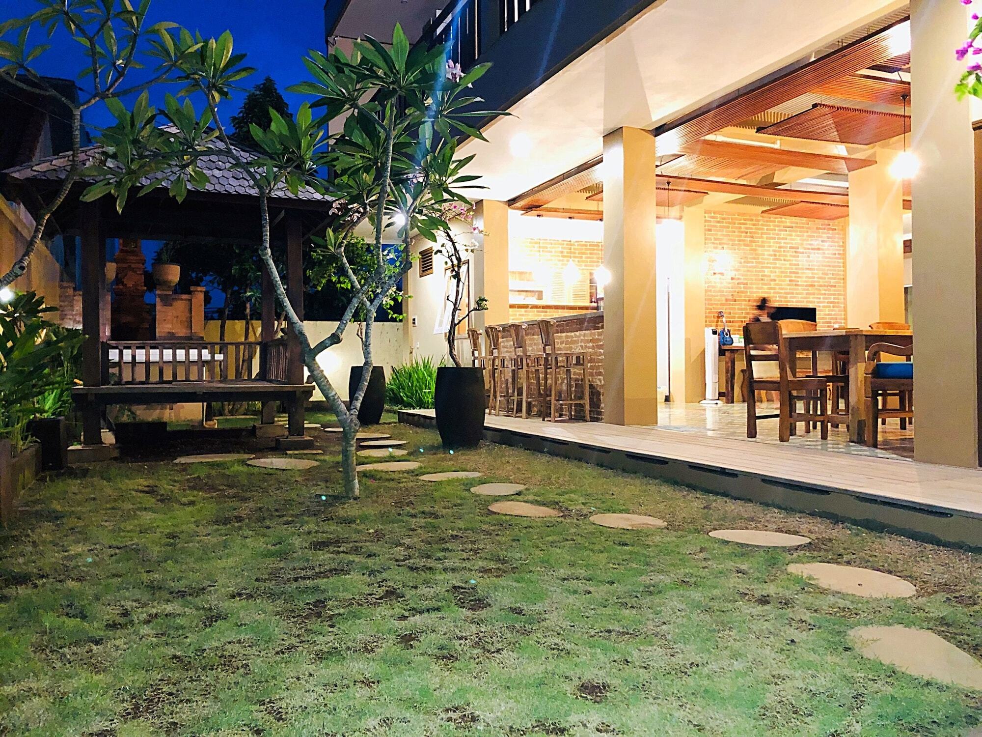 Bukawa Lodge Jimbaran  Luaran gambar